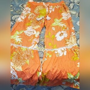 Fun Floral Wide-Leg Pants in Orange and White